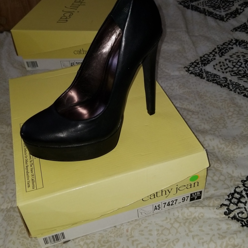 Cathy Jean pumps